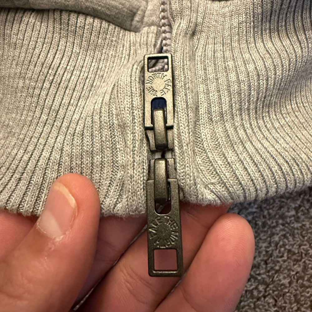 Supreme x The North Face Men's Down Filled Zip Up Hooded Sweatshirt - Picture 8 of 10